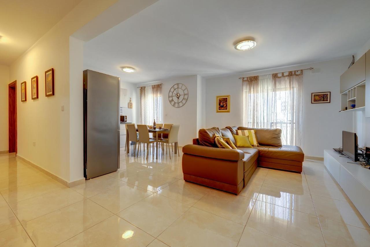 Stylish Bright And Airy Apart In Central Bugibba St. Paul's Bay Exteriör bild