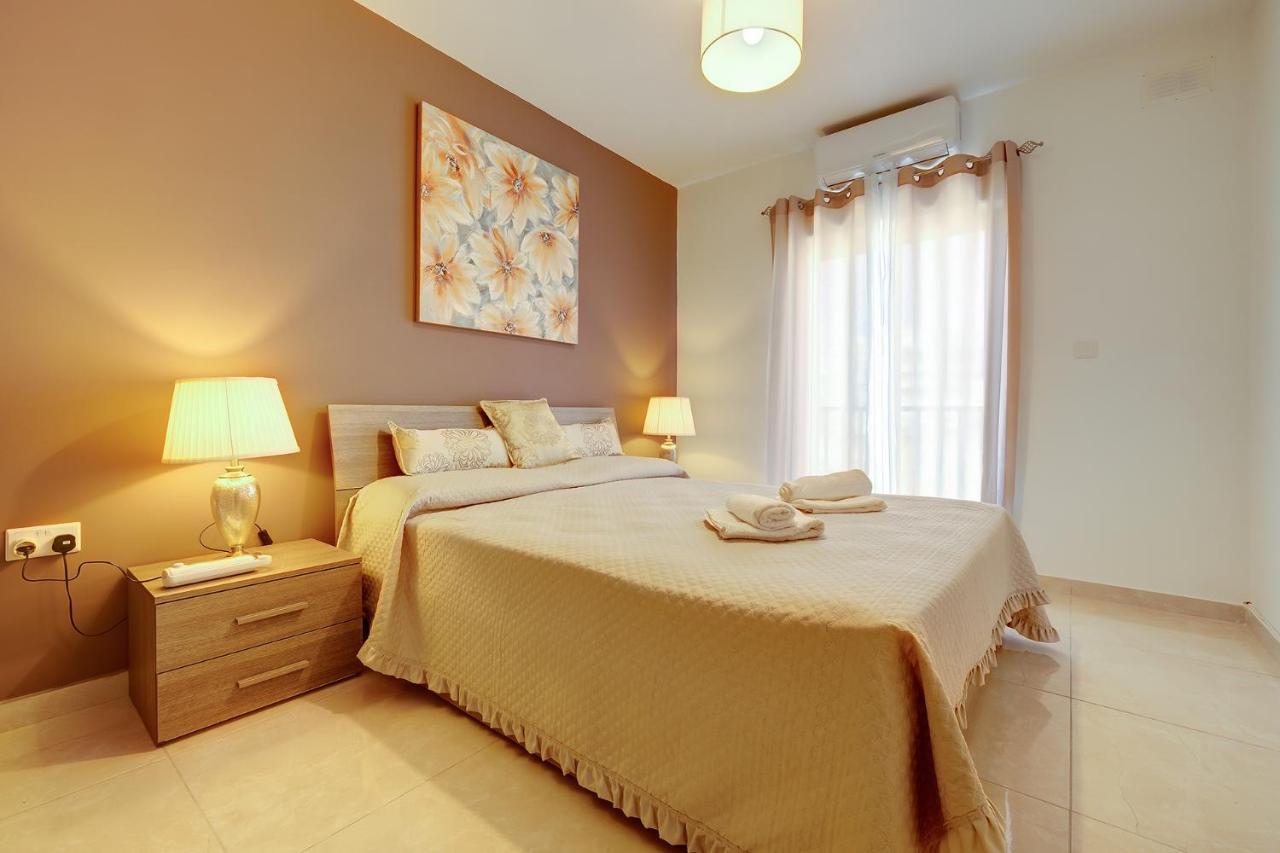 Stylish Bright And Airy Apart In Central Bugibba St. Paul's Bay Exteriör bild